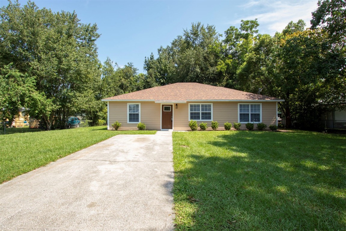 423 S South Boulevard, Macclenny, Florida image 2