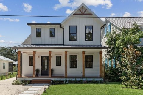 Homes For Sale - 1114 White Street<br/> Fernandina Beach, FL 32034