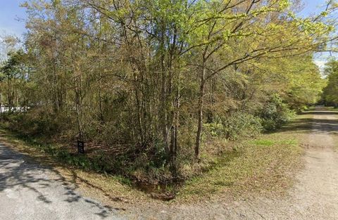 Vacant Land For Sale - W Fourth Avenue<br/> Hilliard, FL 32046