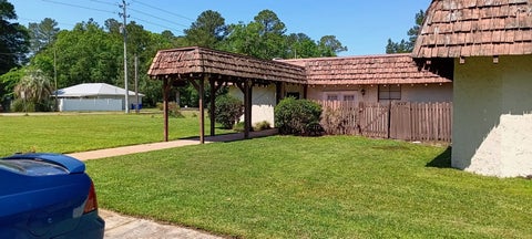 Homes For Sale - 45097 Fourth Avenue<br/> Callahan, FL 32011