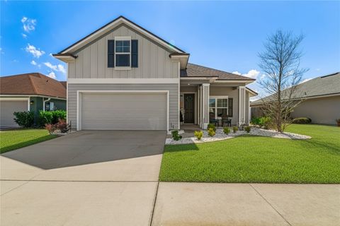 Homes For Sale - 86642 Serenity Lake Court<br/> Yulee, FL 32097