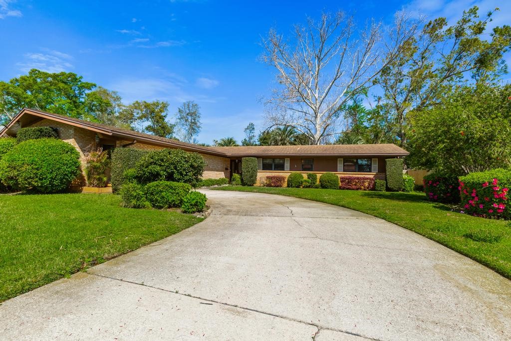 8551 Burkhall Street, Jacksonville, Florida image 1