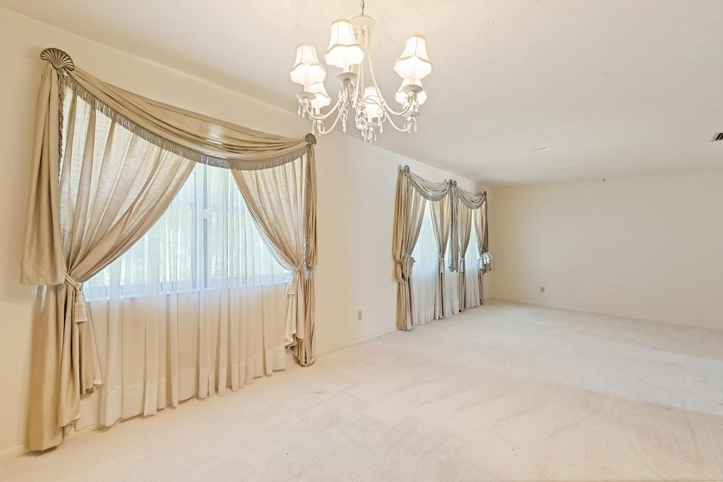 8551 Burkhall Street, Jacksonville, Florida image 13