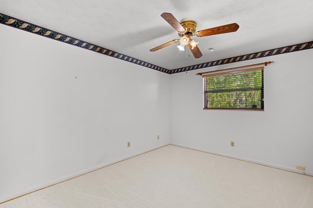8551 Burkhall Street, Jacksonville, Florida image 32
