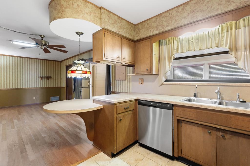 8551 Burkhall Street, Jacksonville, Florida image 19