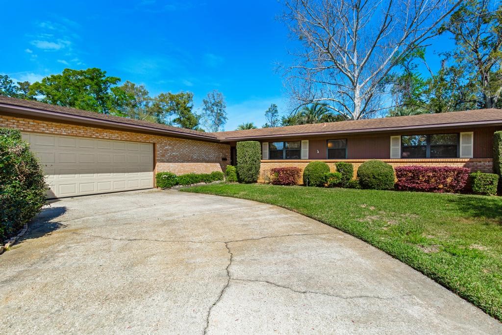 8551 Burkhall Street, Jacksonville, Florida image 3
