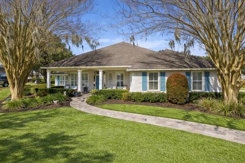 Homes For Sale - 96285 Light Wind Drive<br/> Fernandina Beach, FL 32034