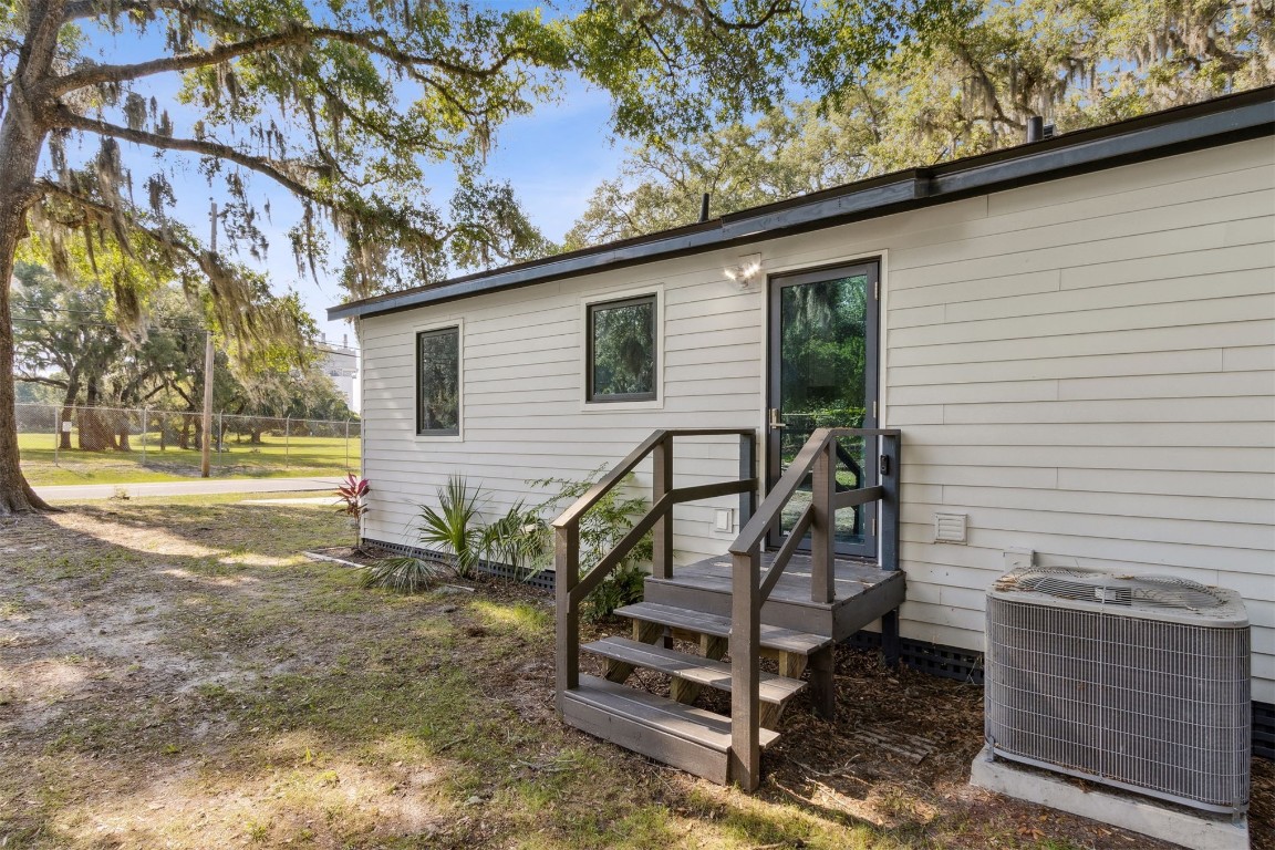 724 N 14th Street, Fernandina Beach, Florida image 20