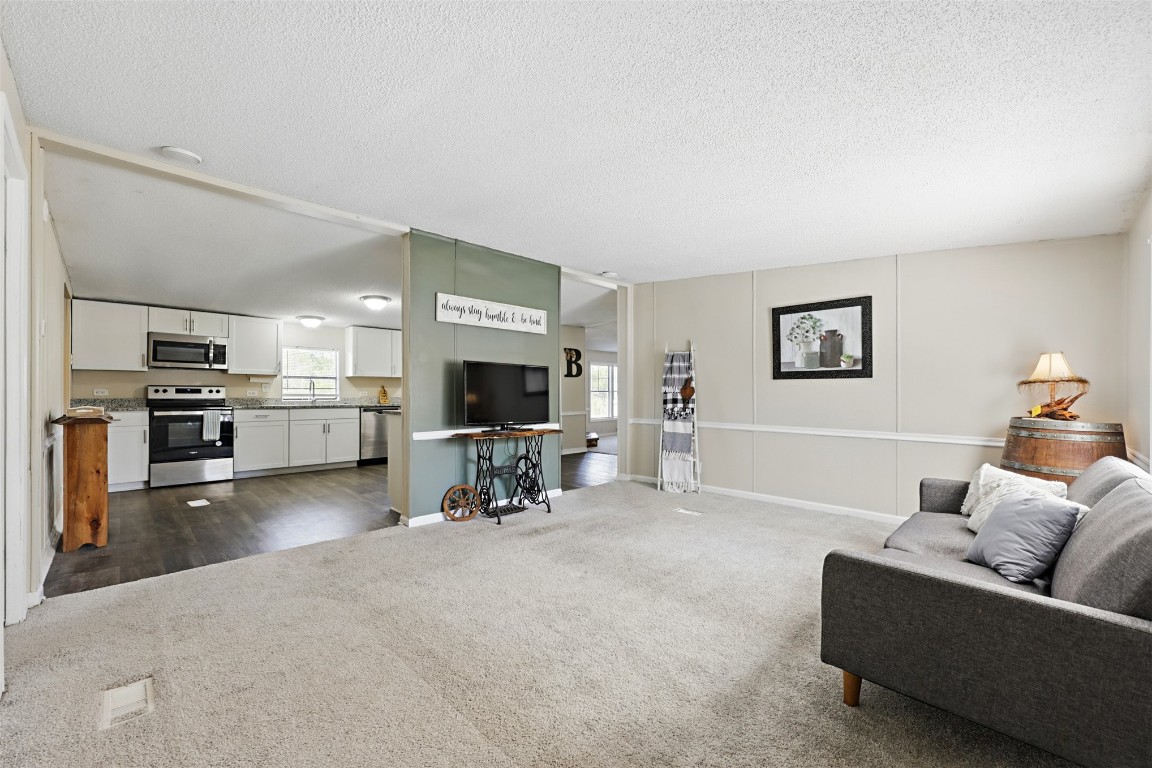75586 Johnson Lake Drive, Yulee, Florida image 4