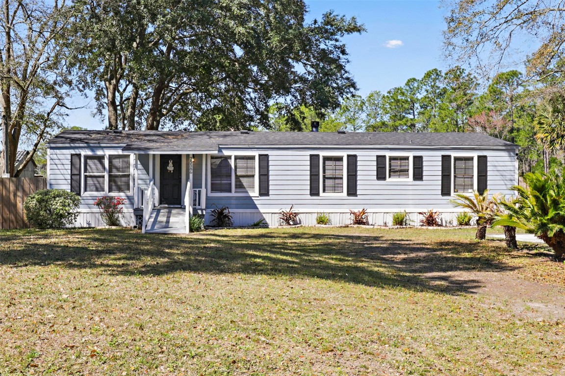 75586 Johnson Lake Drive, Yulee, Florida image 1
