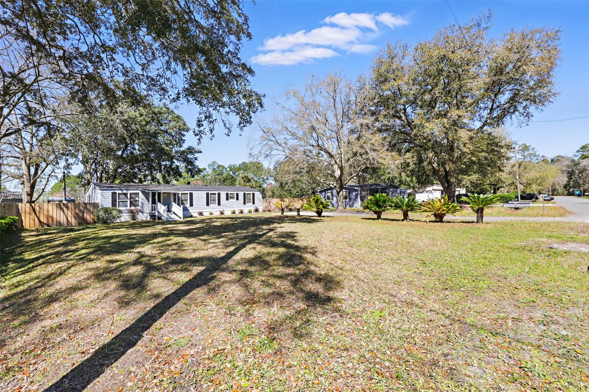 75586 Johnson Lake Drive, Yulee, Florida image 32