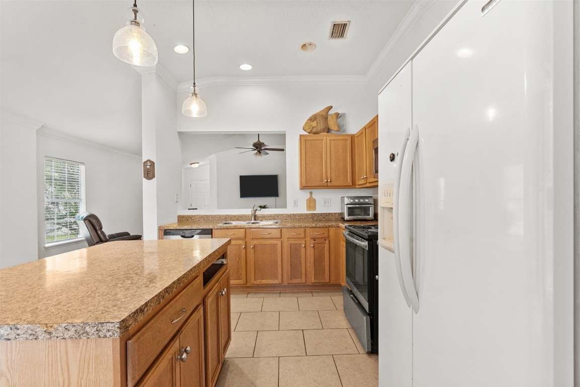 76384 Deerwood Drive, Yulee, Florida image 15