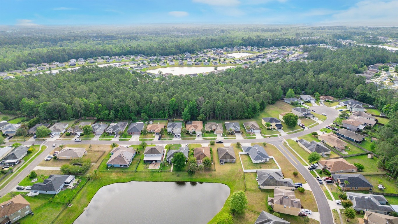 76384 Deerwood Drive, Yulee, Florida image 34