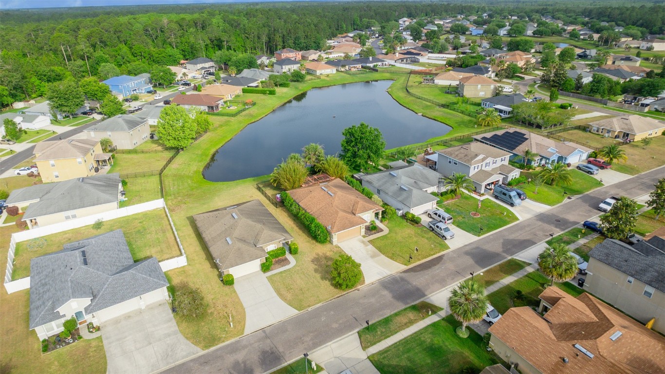 76384 Deerwood Drive, Yulee, Florida image 28