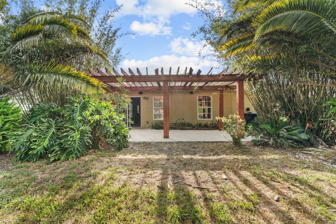 76384 Deerwood Drive, Yulee, Florida image 25