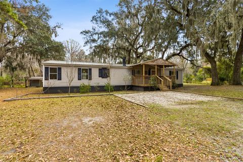 Mobile Home For Sale - 95114 Gentry Lane<br/> Fernandina Beach, FL 32034