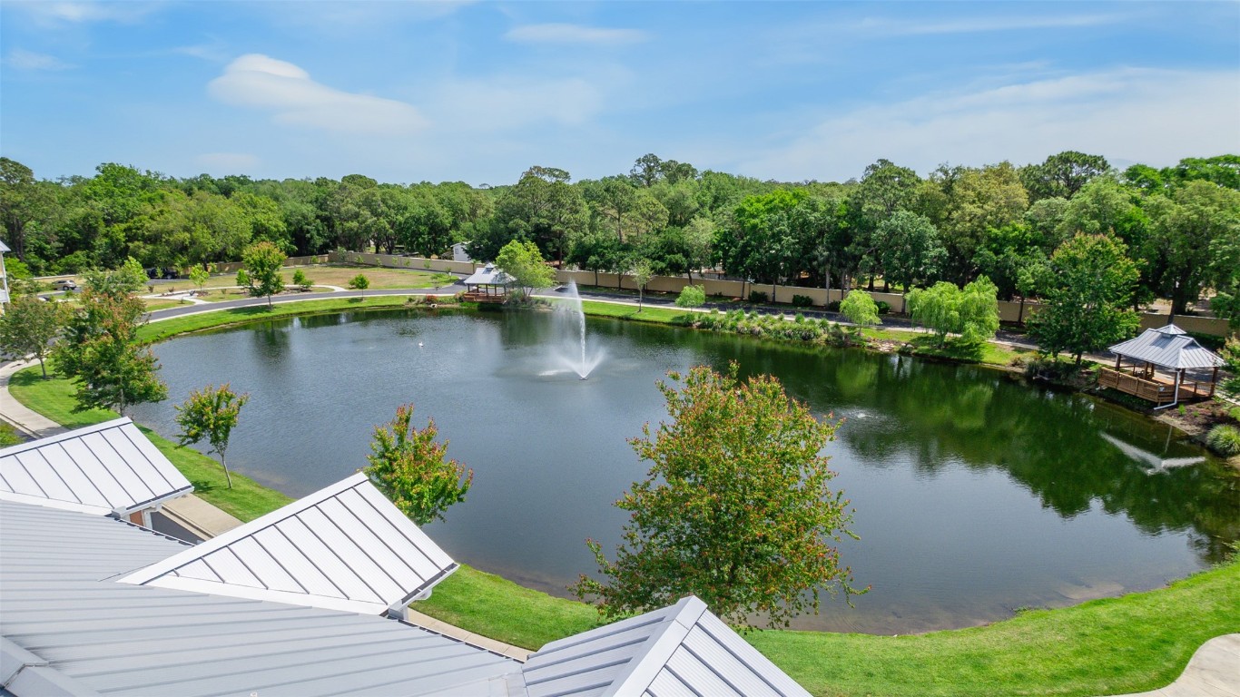 Fernandina Beach, Florida 32034, United States, 3 Bedrooms Bedrooms, ,4 BathroomsBathrooms,Residential,Pending,117919