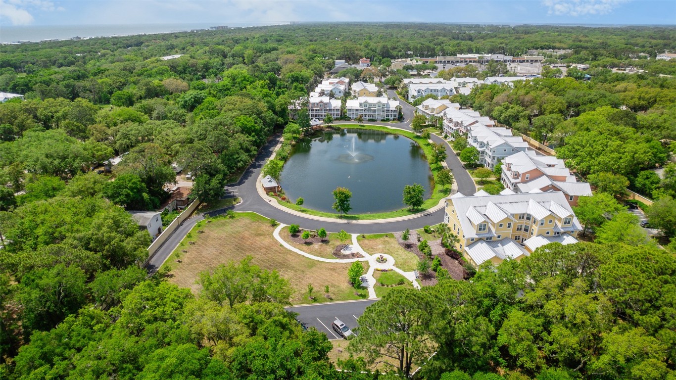 Fernandina Beach, Florida 32034, United States, 3 Bedrooms Bedrooms, ,4 BathroomsBathrooms,Residential,Pending,117919