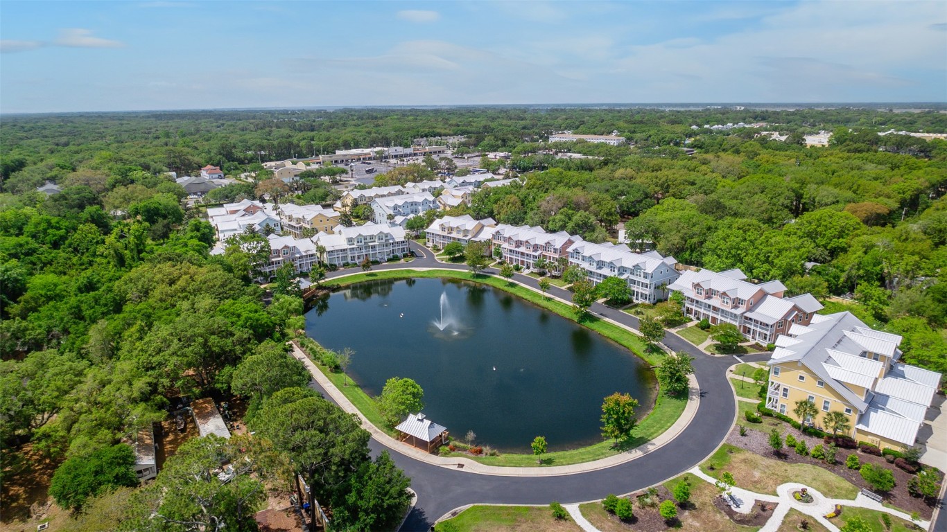 Fernandina Beach, Florida 32034, United States, 3 Bedrooms Bedrooms, ,4 BathroomsBathrooms,Residential,Pending,117919