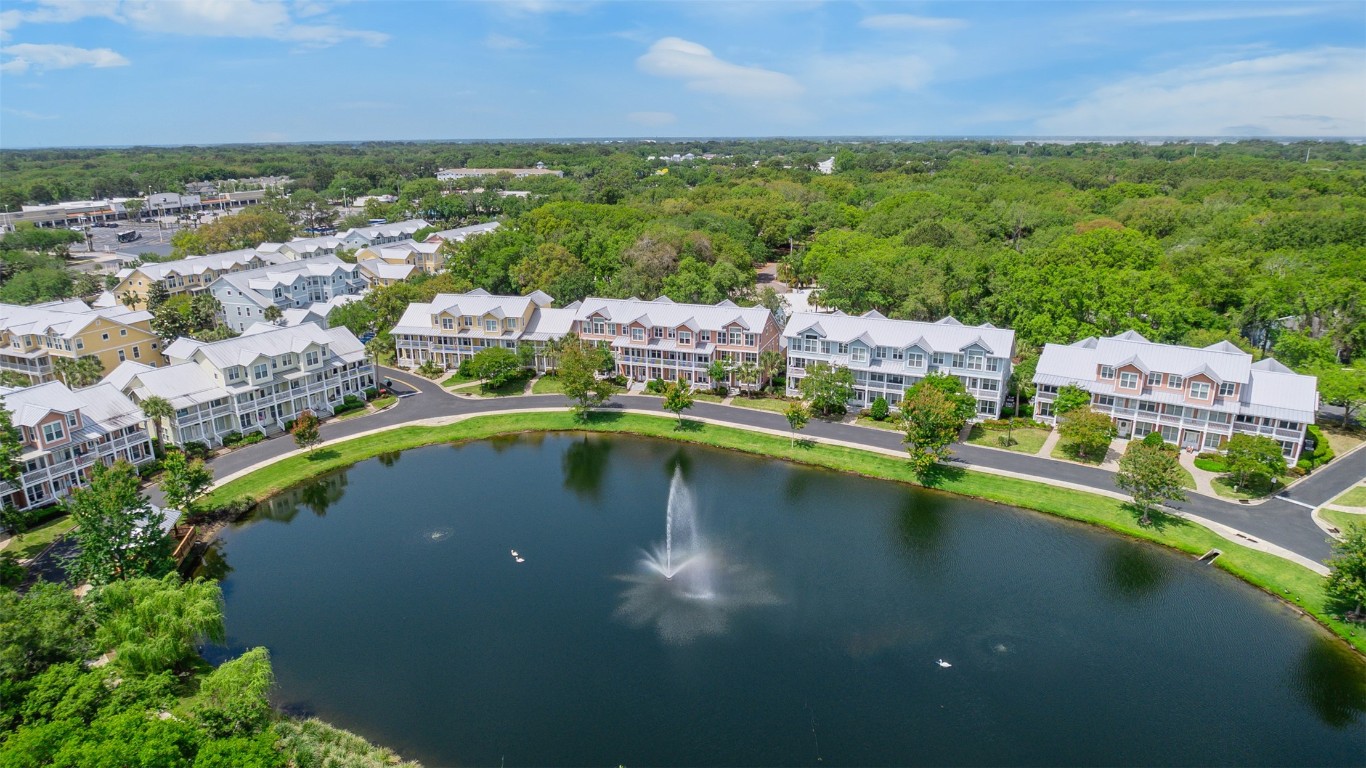 Fernandina Beach, Florida 32034, United States, 3 Bedrooms Bedrooms, ,4 BathroomsBathrooms,Residential,Pending,117919