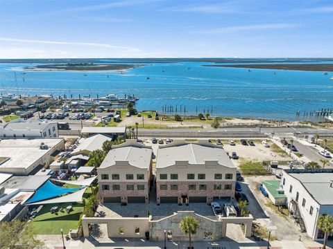 Homes For Sale - 23 N 2nd Street<br/> Fernandina Beach, FL 32034