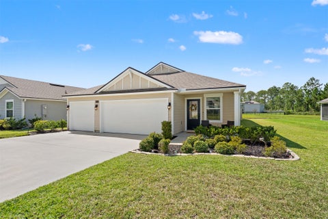 Homes For Sale - 66012 Edgewater Drive<br/> Yulee, FL 32097