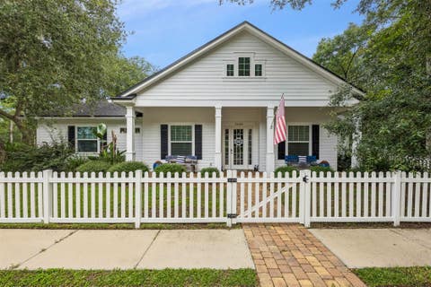 Homes For Sale - 29283 Grandview Manor<br/> Nassau County, Yulee, FL 32097
