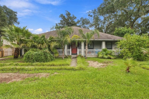 Homes For Sale - 1570 Clinch Drive<br/> Fernandina Beach, FL 32034