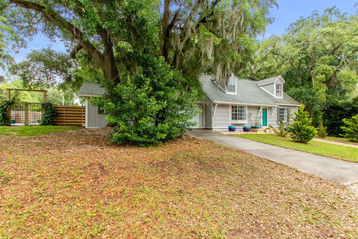 324 N 15th Street, Fernandina Beach, Florida image 2