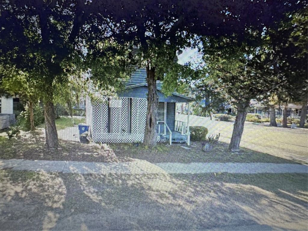 201 S 9th Street, Fernandina Beach, New Mexico image 1