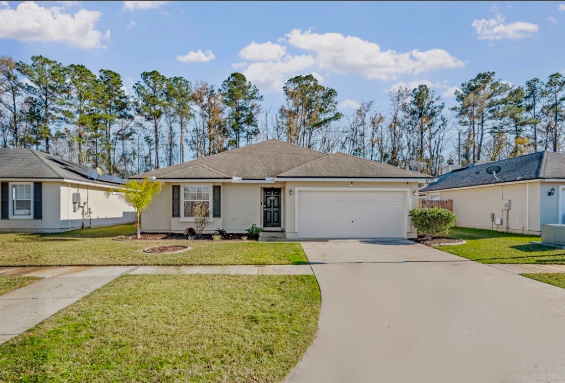 45118 Ingleham Circle, Callahan, Florida image 1