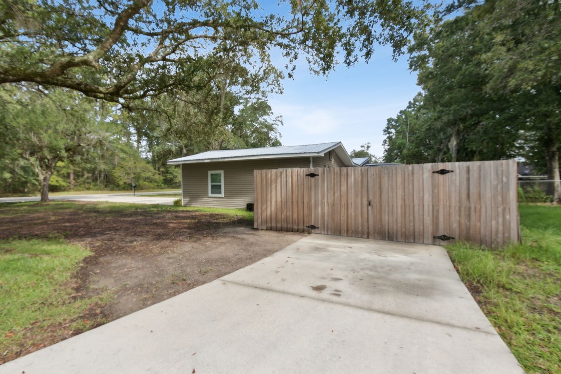 27333 Georgia Street, Hilliard, Florida image 39