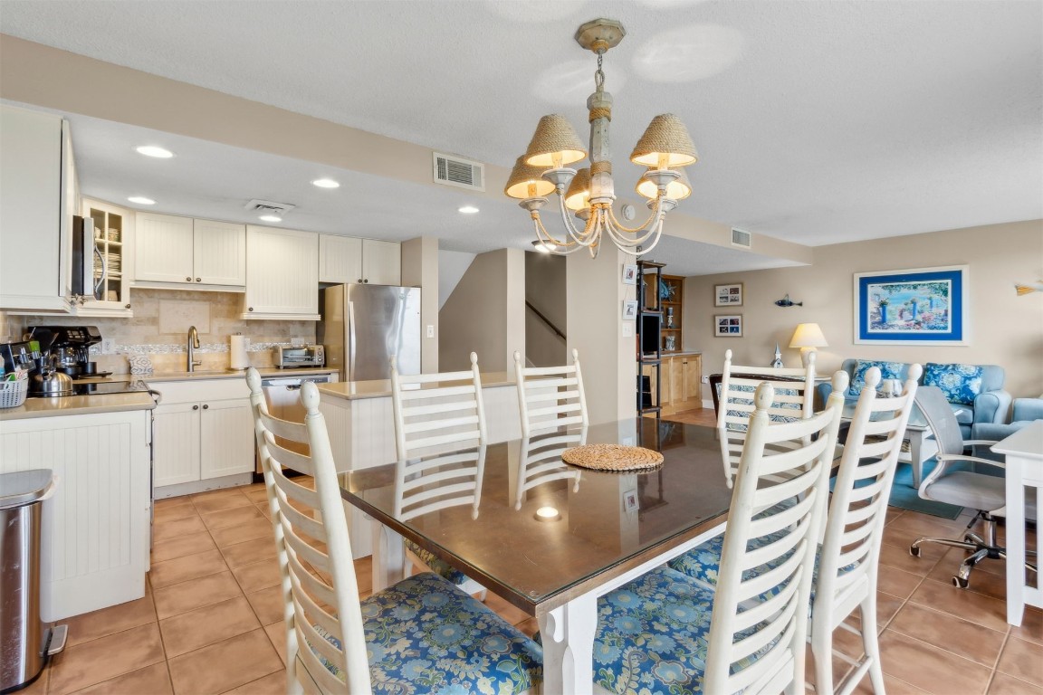1029 Captains Court Drive, Fernandina Beach, Florida image 10