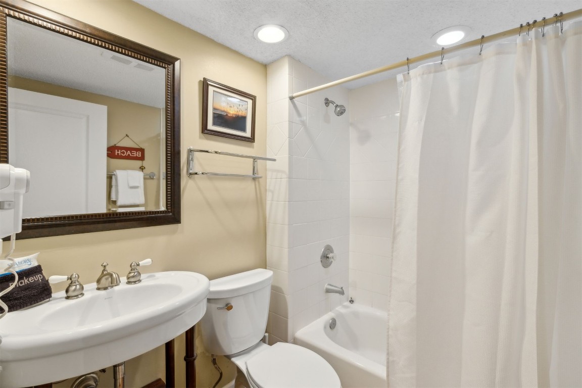 1029 Captains Court Drive, Fernandina Beach, Florida image 23