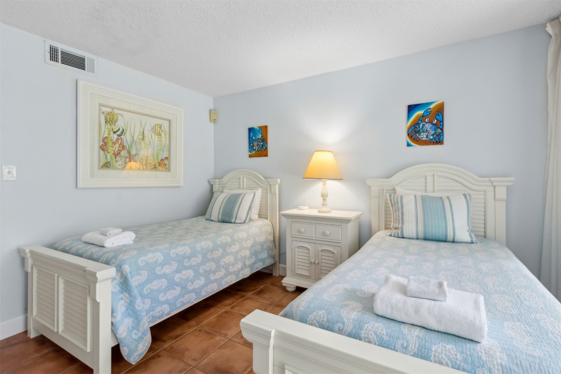 1029 Captains Court Drive, Fernandina Beach, Florida image 21