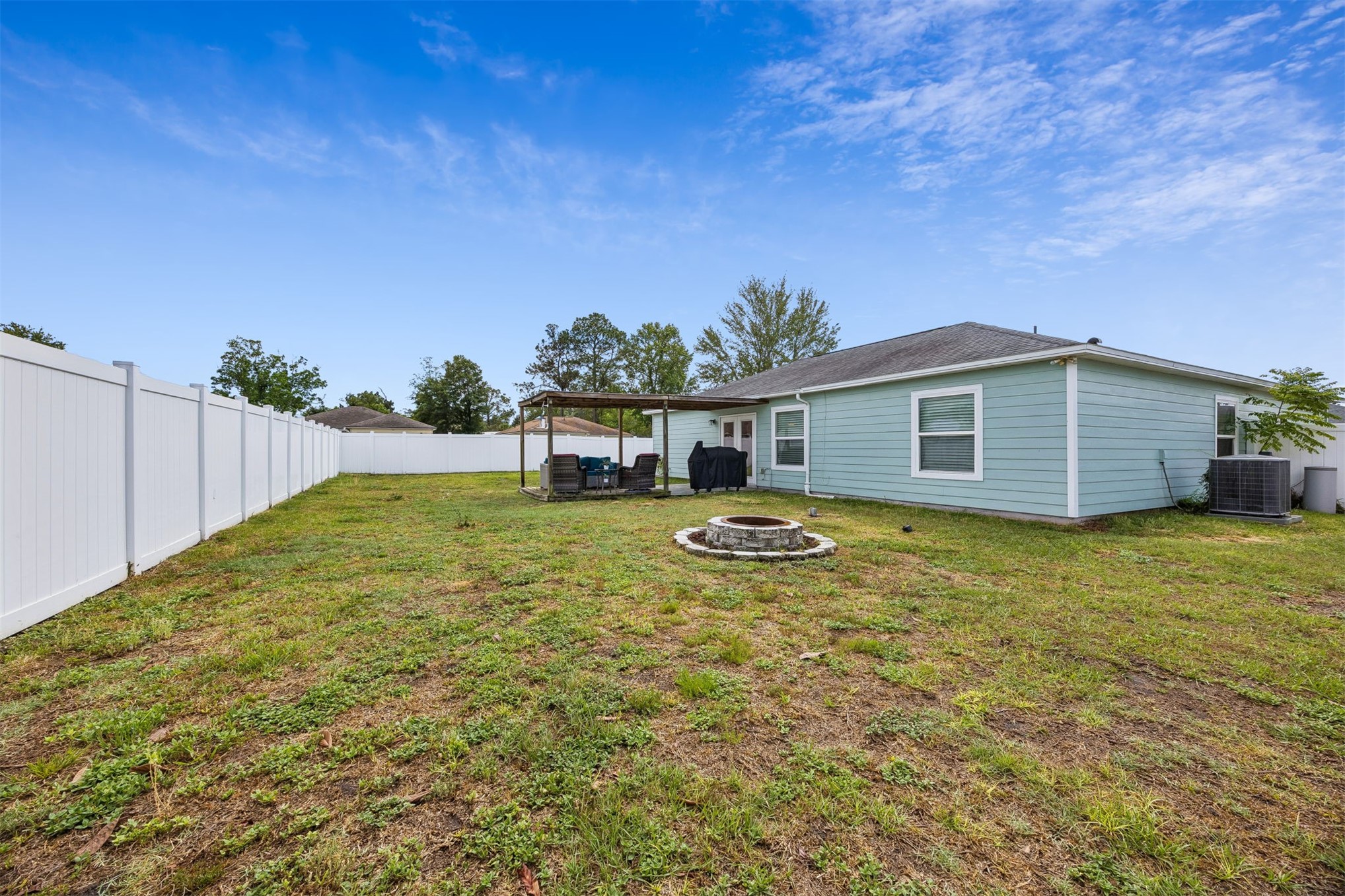 Picture for the property 115929, 3 beds, 2 baths