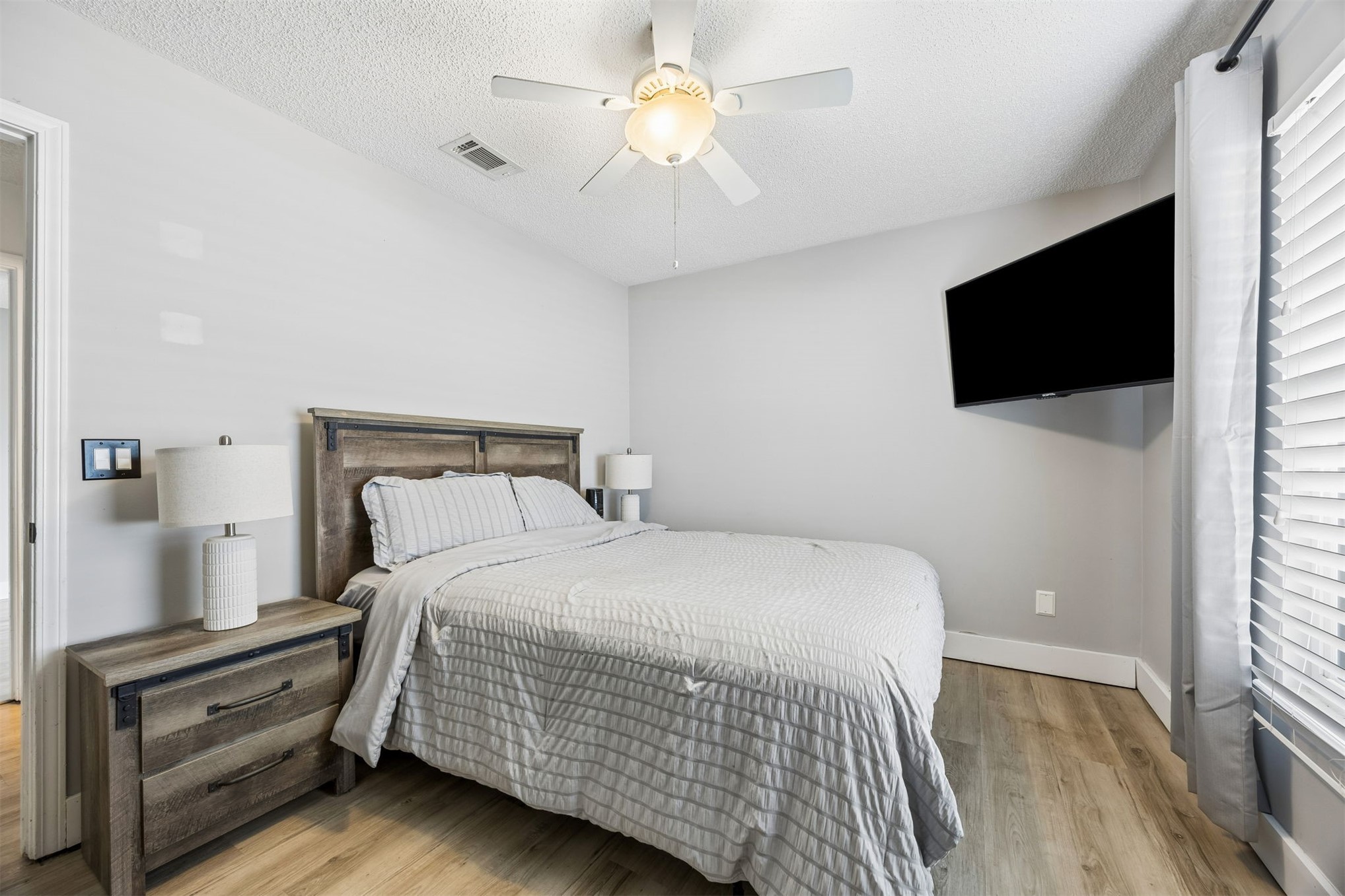 Picture for the property 115929, 3 beds, 2 baths