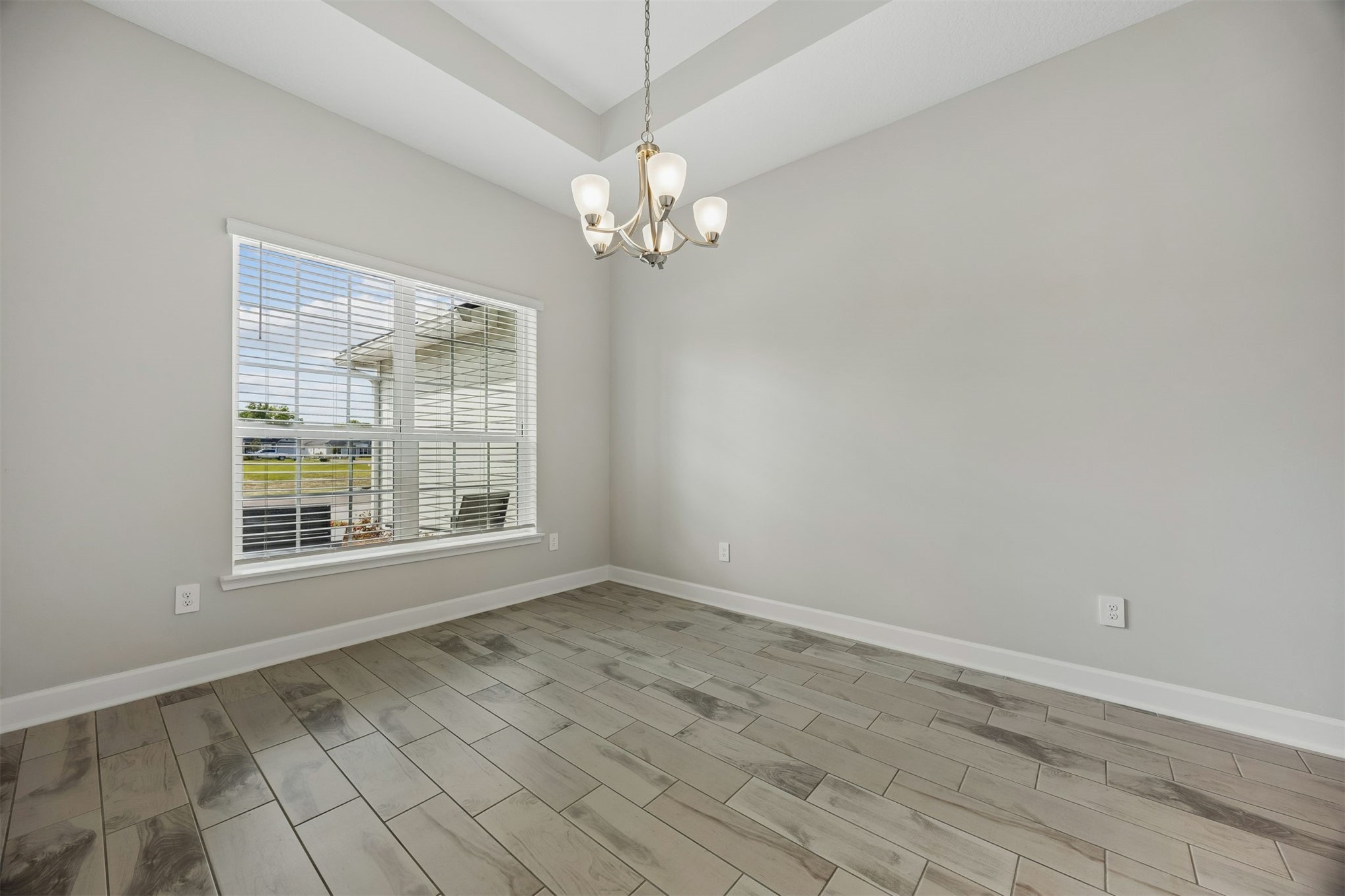 Picture for the property 115607, 4 beds, 3 baths