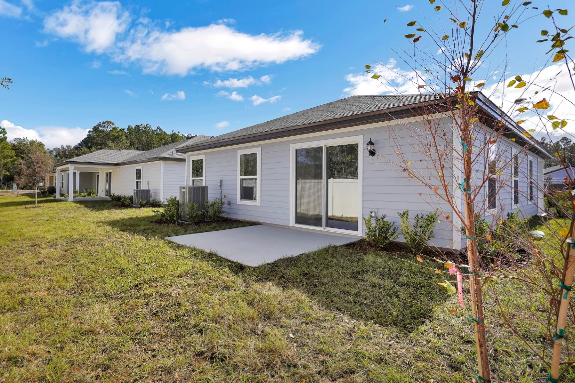 37410 Whisper Way, Hilliard, Florida image 2