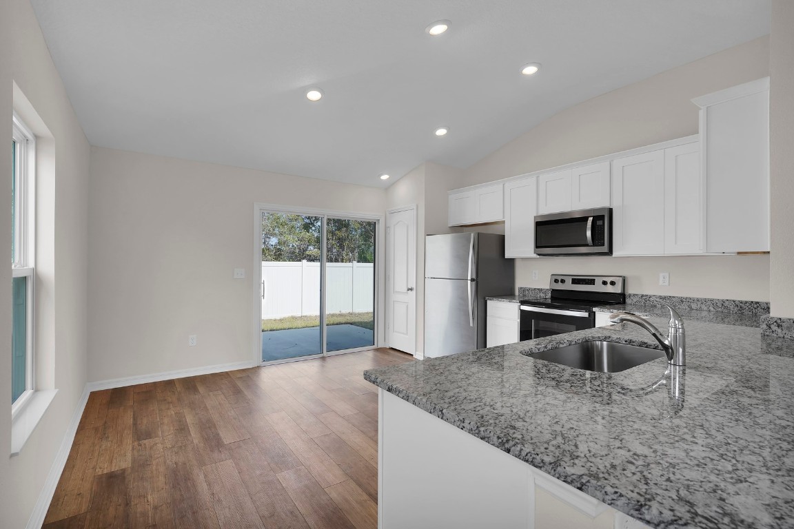 37410 Whisper Way, Hilliard, Florida image 4