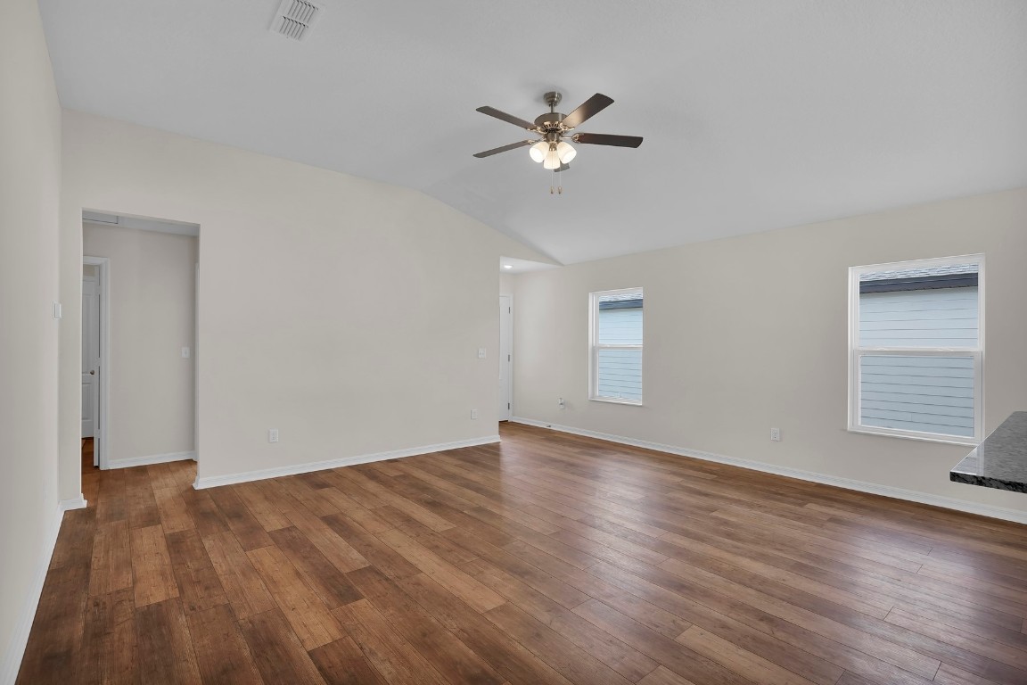 37410 Whisper Way, Hilliard, Florida image 9