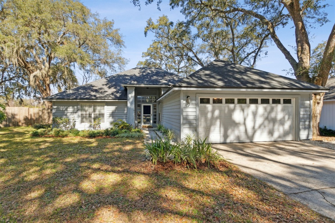 2137 N Natures Gate Court, Fernandina Beach, Florida image 1