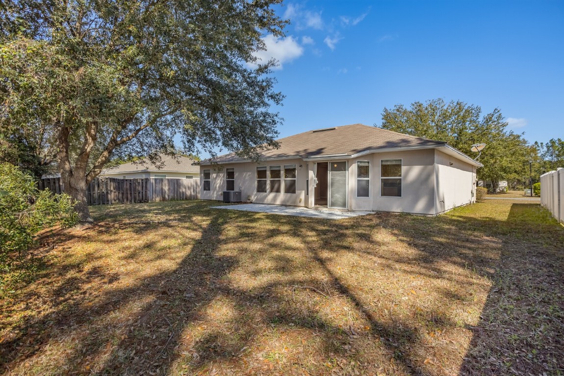 11690 Brian Lake Drive, Jacksonville, Florida image 14