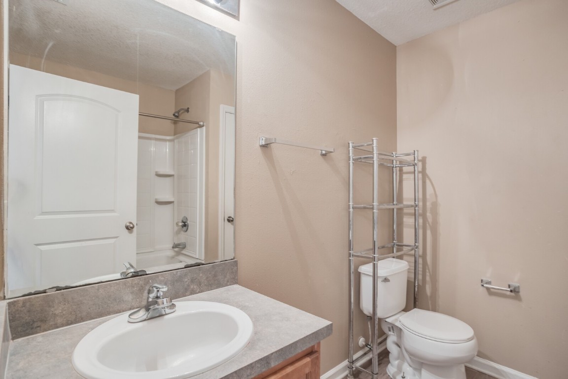 11690 Brian Lake Drive, Jacksonville, Florida image 6