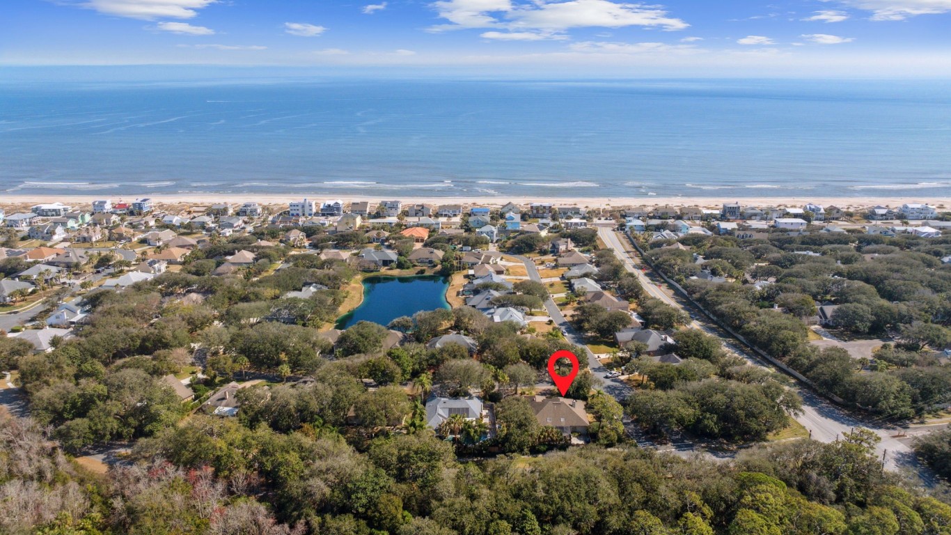 999 Ocean Bluff Drive, Fernandina Beach, Florida image 3