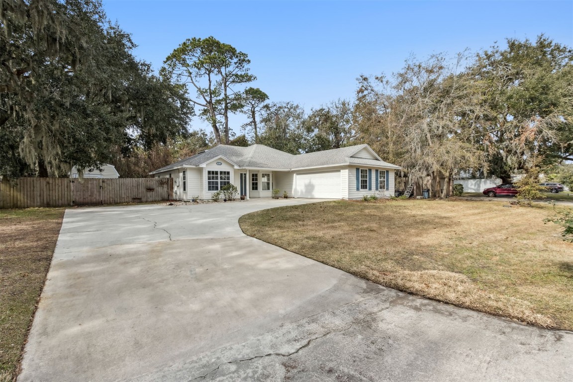 2087 Bonnie Oaks Drive, Fernandina Beach, Florida image 2