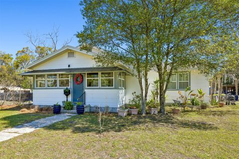 Homes For Sale - 85276 Harts Road<br/> Yulee, FL 32097