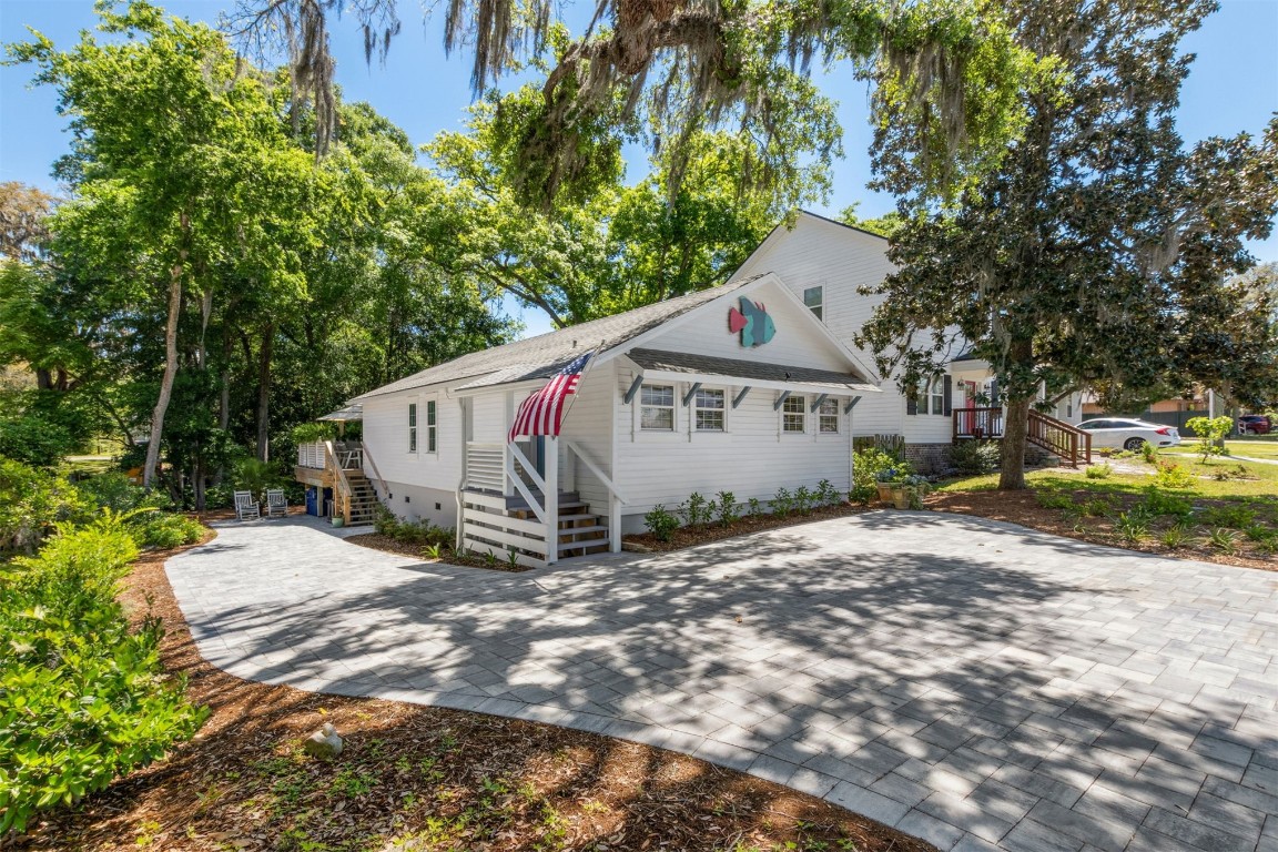 130 N 13th Street, Fernandina Beach, Florida image 1