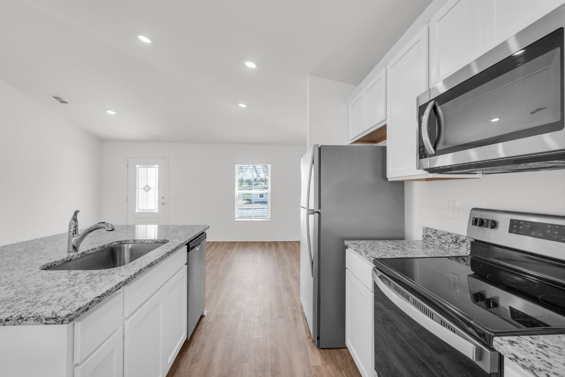 37143 Whippoorwill Court, Hilliard, Florida image 4