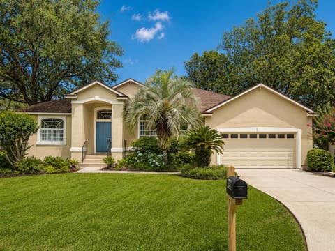 Homes For Sale - 1008 S Ocean Oaks Drive<br/> Fernandina Beach, FL 32034